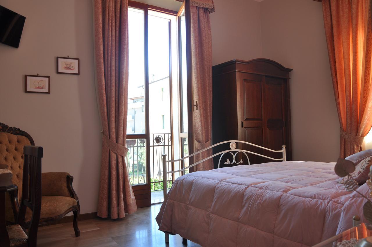 Villa Del Poeta Sulmona Exterior photo